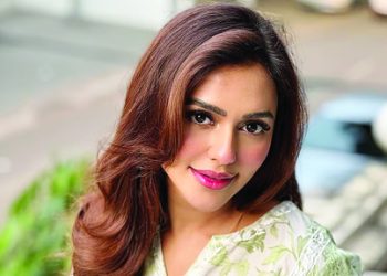 জীবনের সবচেয়ে মুমূর্ষু সময় পার করেছি দুইটা দিন: নুসরাত ফারিয়া