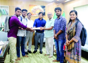 বিশ্ববিদ্যালয় থেকে আর্থিক সহায়তা পেল ২৬ শিক্ষার্থী