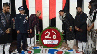 গোপালগঞ্জে আন্তর্জাতিক মাতৃভাষা দিবসের প্রথম প্রহরে শহীদদের প্রতি বিনম্র শ্রদ্ধা