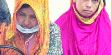 মুকসুদপুর হাসপাতাল থেকে দুই মহিলা দালালকে ভ্রাম্যমান আদালতে কারাদন্ড দিয়েছে বিচারক